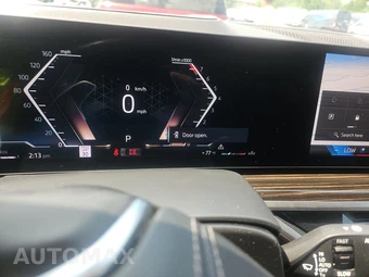 2025 BMW X7 xDrive40i – miniatura 12