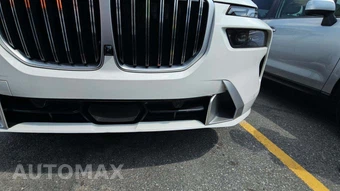 2025 BMW X7 xDrive40i – miniatura 18