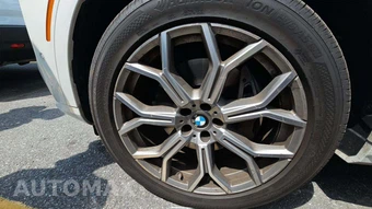 2025 BMW X7 xDrive40i – miniatura 19