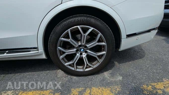 2025 BMW X7 xDrive40i – miniatura 20