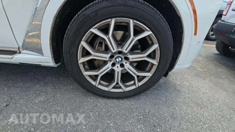 2025 BMW X7 xDrive40i – miniatura 22