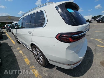 2025 BMW X7 xDrive40i – miniatura 6