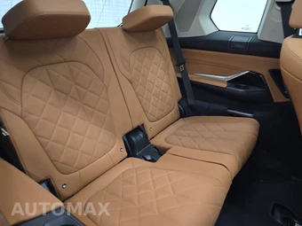 2025 BMW X7 xDrive40i – miniatura 14