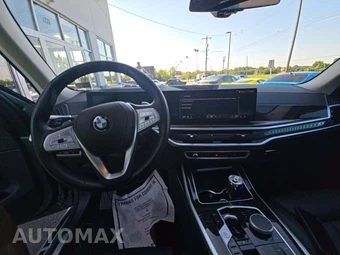 2025 BMW X7 xDrive40i - miniatura 10