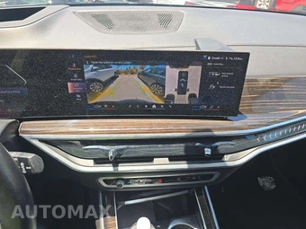 2025 BMW X7 xDrive40i – miniatura 10