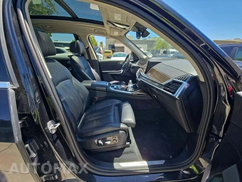 2025 BMW X7 xDrive40i – miniatura 19
