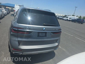 2025 BMW X7 xDrive40i – miniatura 5