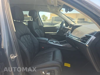 2025 BMW X7 xDrive40i – miniatura 8