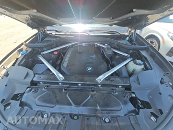 2025 BMW X7 xDrive40i – miniatura 17