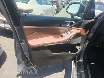 2025 BMW X7 xDrive40i – miniatura 9