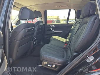 2025 BMW X7 xDrive40i - miniatura 13