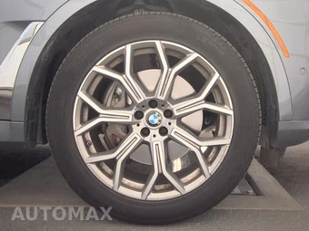 2025 BMW X7 xDrive40i – miniatura 10