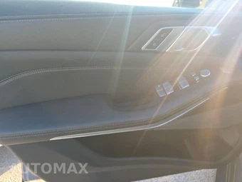 2025 BMW X7 xDrive40i – miniatura 15