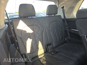 2025 BMW X7 xDrive40i – miniatura 20