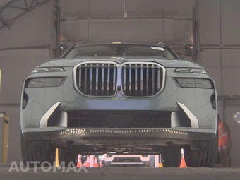 2025 BMW X7 xDrive40i – miniatura 3