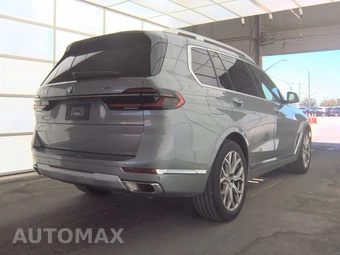 2025 BMW X7 xDrive40i – miniatura 5