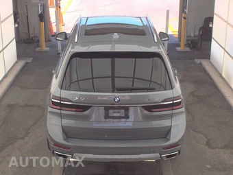 2025 BMW X7 xDrive40i – miniatura 6