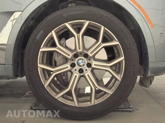 2025 BMW X7 xDrive40i – miniatura 10