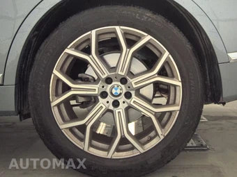 2025 BMW X7 xDrive40i – miniatura 12