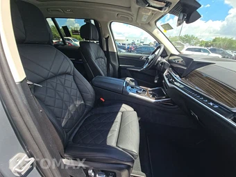 2025 BMW X7 xDrive40i – miniatura 14