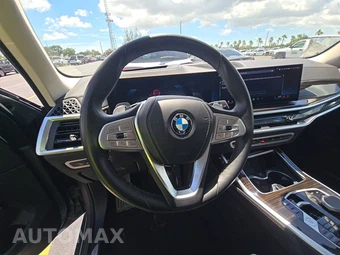 2025 BMW X7 xDrive40i – miniatura 16