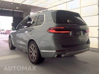 2025 BMW X7 xDrive40i – miniatura 8