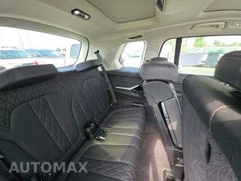 2025 BMW X7 xDrive40i – miniatura 14