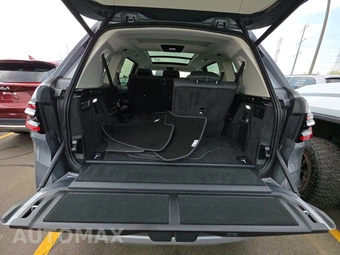 2025 BMW X7 xDrive40i – miniatura 17