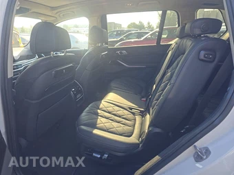 2025 BMW X7 xDrive40i – miniatura 13