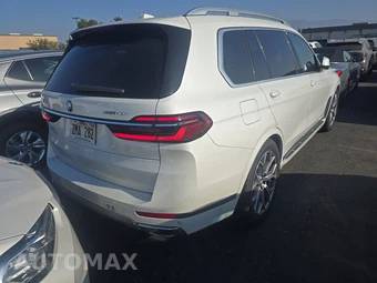 2025 BMW X7 xDrive40i – miniatura 4
