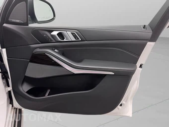 2025 BMW X7 xDrive40i - miniatura 37