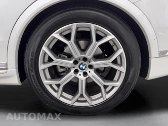 2025 BMW X7 xDrive40i - miniatura 40