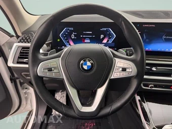 2025 BMW X7 xDrive40i - miniatura 7