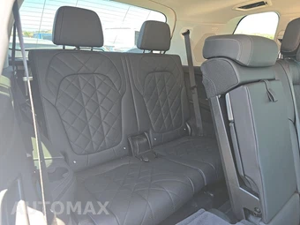 2025 BMW X7 xDrive40i – miniatura 14