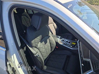 2025 BMW X7 xDrive40i – miniatura 8