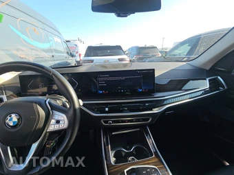 2025 BMW X7 xDrive40i – miniatura 11