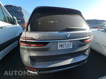 2025 BMW X7 xDrive40i – miniatura 5