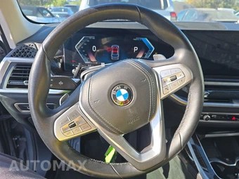 2025 BMW X7 xDrive40i – miniatura 10
