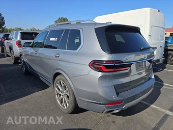 2025 BMW X7 xDrive40i – miniatura 6