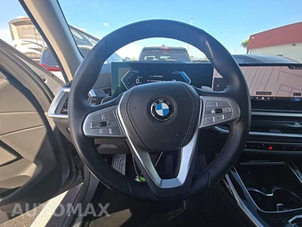2025 BMW X7 xDrive40i – miniatura 16