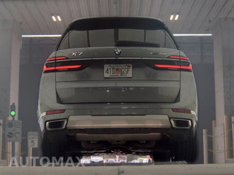 2025 BMW X7 xDrive40i – miniatura 7