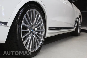 2025 BMW X7 xDrive40i – miniatura 20