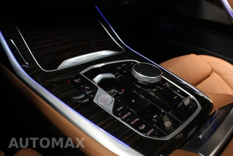 2025 BMW X7 xDrive40i – miniatura 32