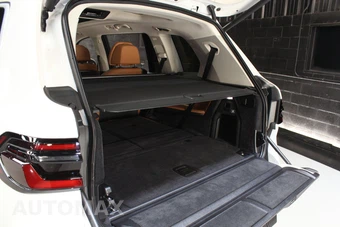 2025 BMW X7 xDrive40i – miniatura 92