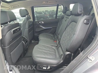 2025 BMW X7 xDrive40i - miniatura 19