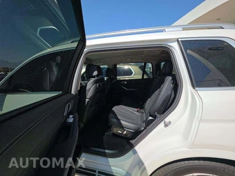 2025 BMW X7 xDrive40i - miniatura 13