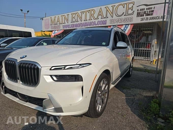 2025 BMW X7 xDrive40i
