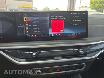 2025 BMW X7 xDrive40i - miniatura 10