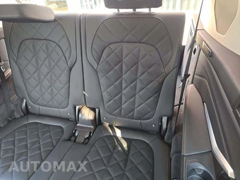 2025 BMW X7 xDrive40i - miniatura 14