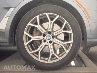2025 BMW X7 xDrive40i – miniatura 10